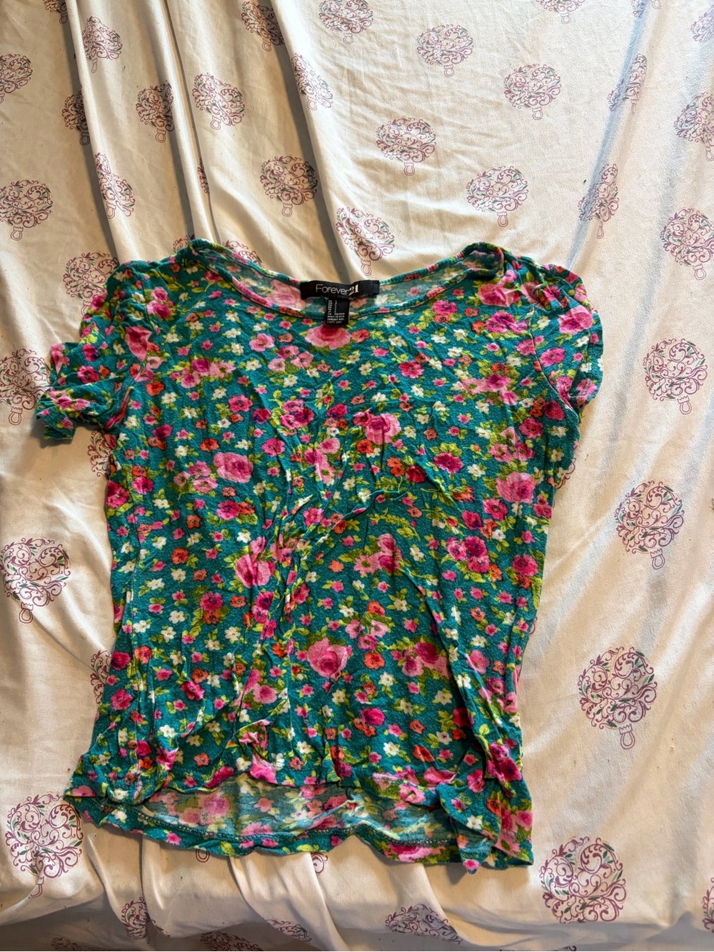 Forever 21 Floral Short Sleeve Top in Green & Pink Like New